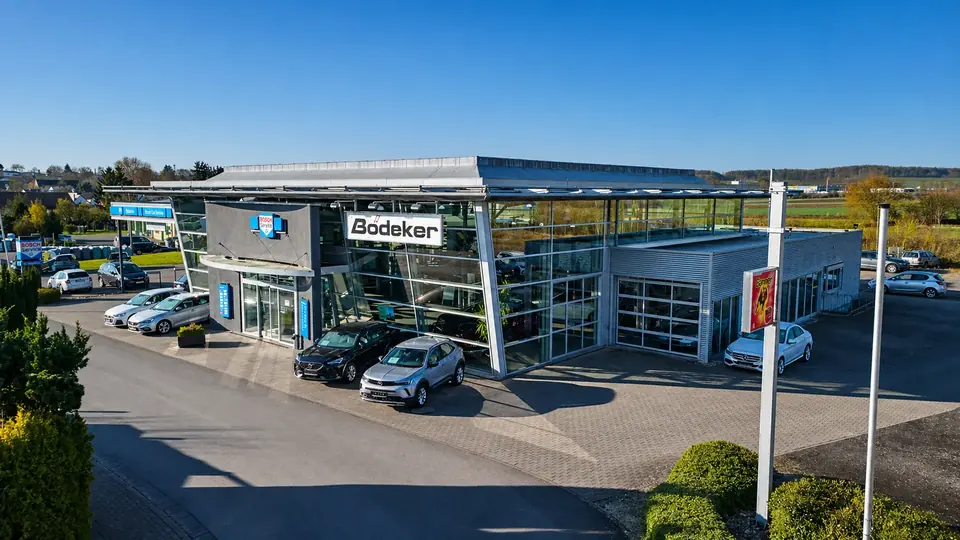 Fahrzeugverkauf beim Autohaus Bödeker in Langgöns